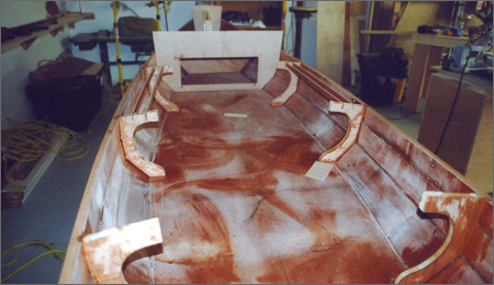 Lutra Wings